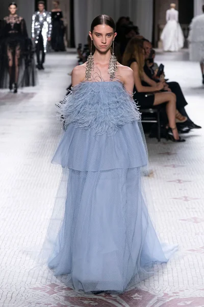Look 33